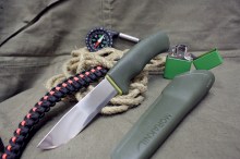 Нож Morakniv Bushcraft Forest (Нержав-щая сталь, резиновая ручка)