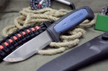 Нож Morakniv Pro S (Нерж-щая сталь, резин. ручка с синей вставкой)